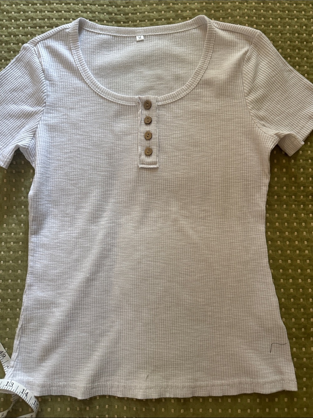 Women’s Ribbed Short Sleeve Henley Tee in Light Gray